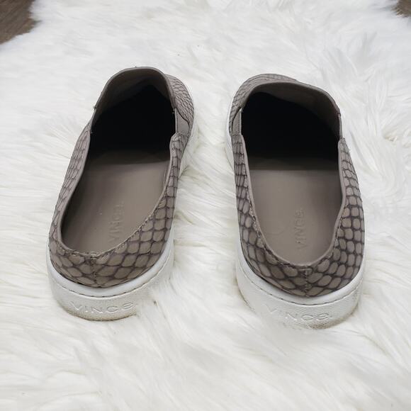 VINCE Blair Snakeskin Embossed Leather Skate Sneakers Women 7.5 M Gray Slip on - Picture 11 of 11